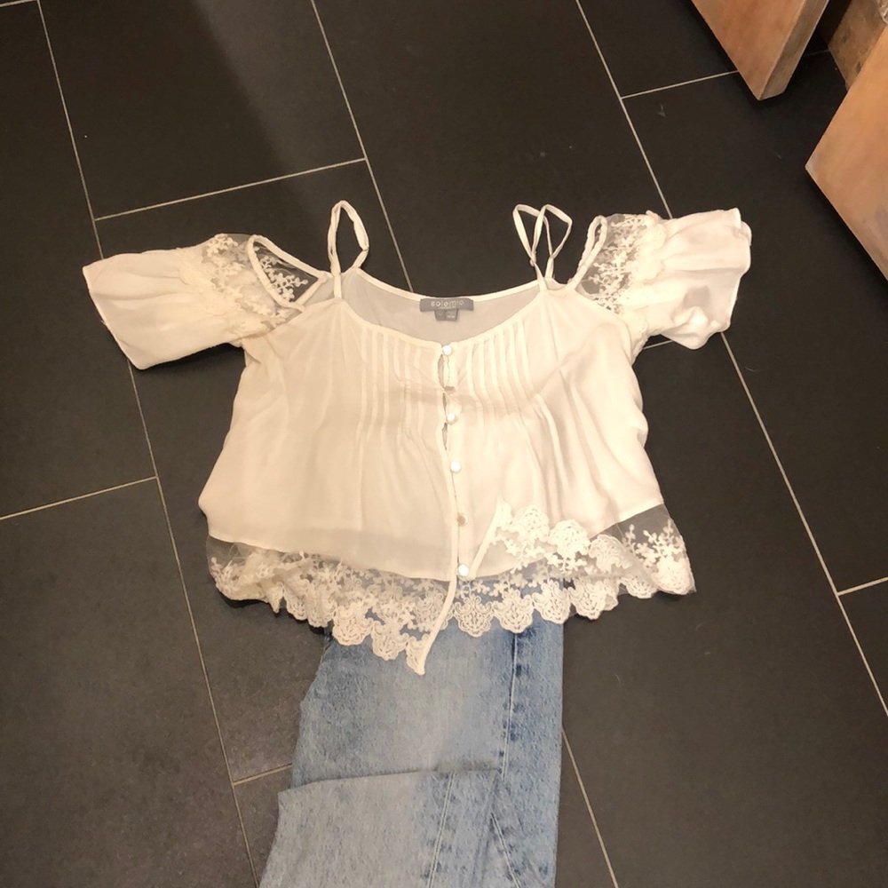 My favorite white blouse!